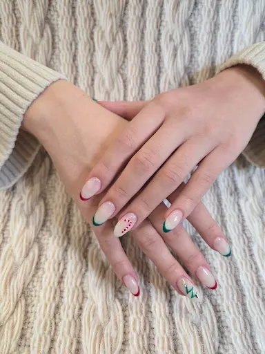 Salon kosmetyczny Poznań | Tips2 Pedicure i Manicure